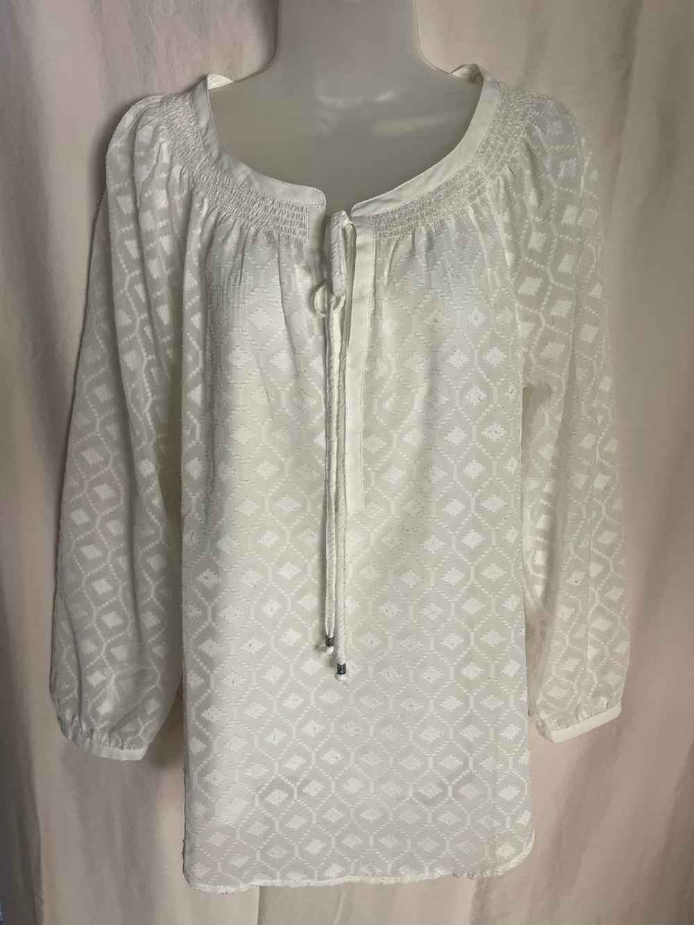 Daniel Rainn White Long Sleeve Peasant Blouse ft. Geometric Pattern sz. M